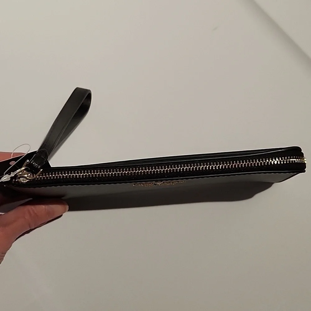 Kate Spade ♠️ wristlet NWT